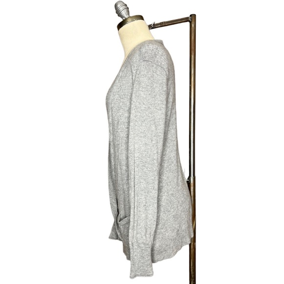 Banana Republic Italian Yarn Cashmere Wool Drape Front Sweater size L - Picture 3 of 16